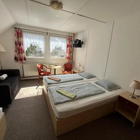 Turisticka Jiskra Guest house *